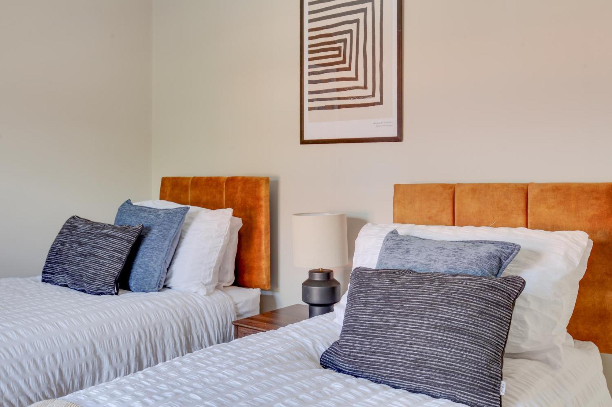 Cosy 3 Bedroom House With Free Parking And Wifi Colchester Eksteriør billede