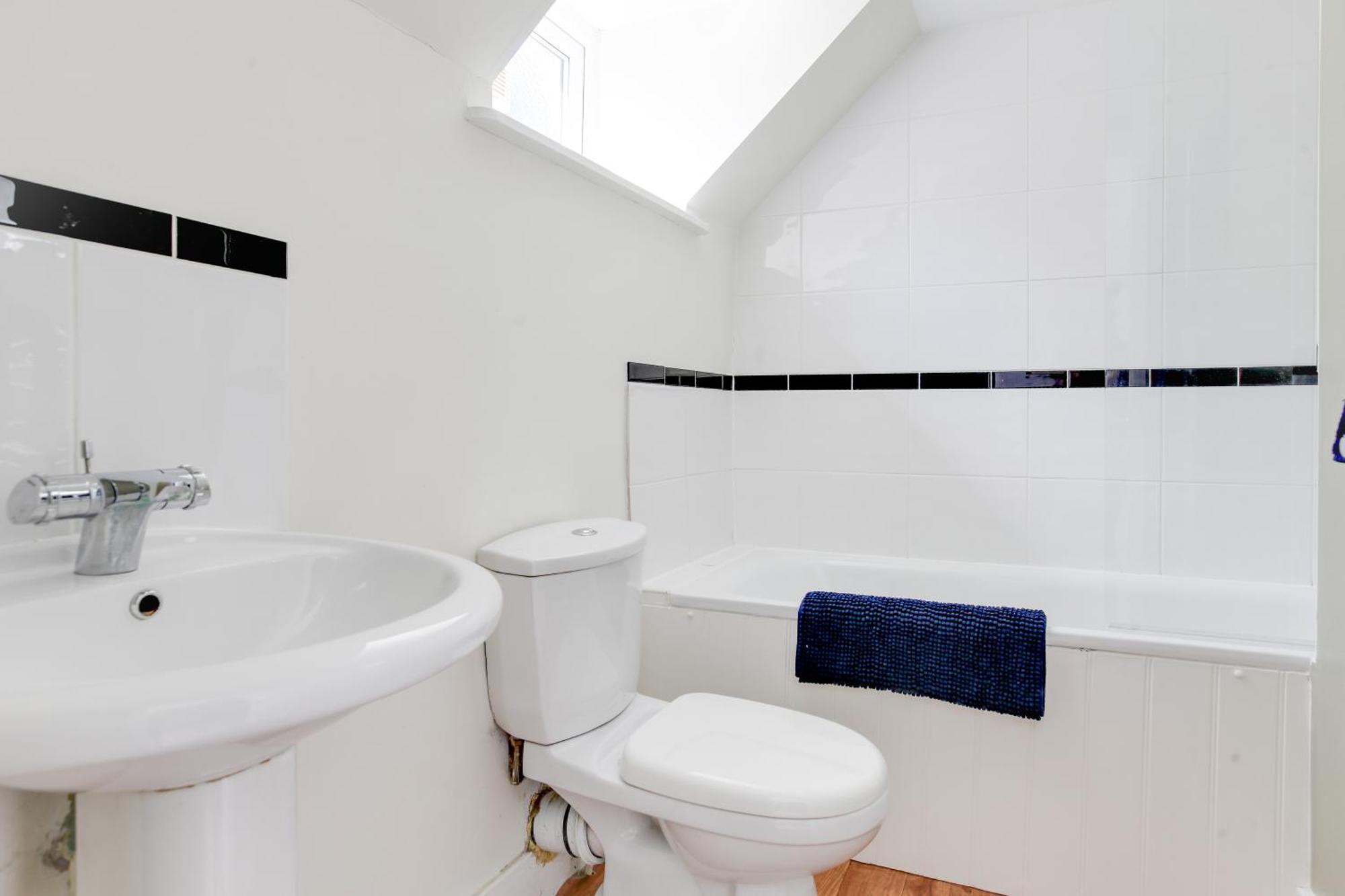 Cosy 3 Bedroom House With Free Parking And Wifi Colchester Eksteriør billede